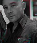 Rencontre Homme : Nico, 42 ans à France  Essomes Sur Marne